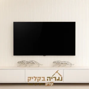 חיפוי קיר בהתאמה אישית – דגם וייט סטרייפ